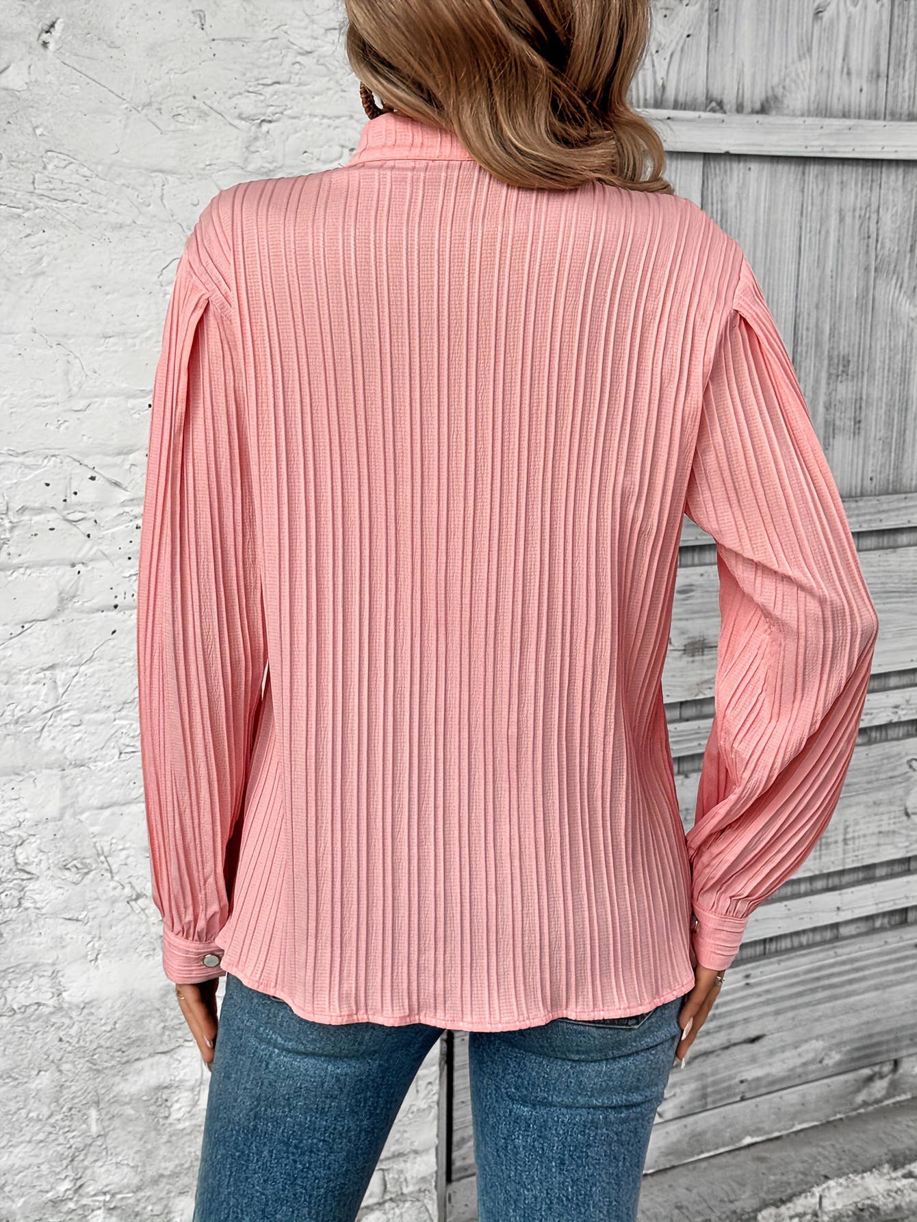 Solid-color single-breasted long-sleeved top