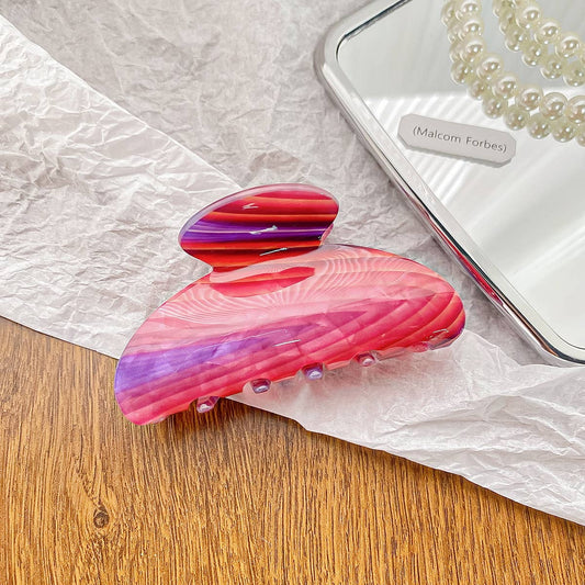 Retro and elegant floral print grab clip