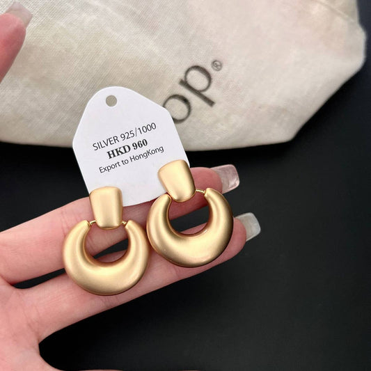 GORGEOUS GOLD ROUND EARRINGS, STUDS