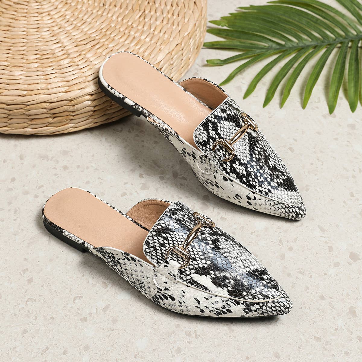 CASUAL SNAKE PRINT FLAT BOTTOM LAZY MULES_CWSHF0032