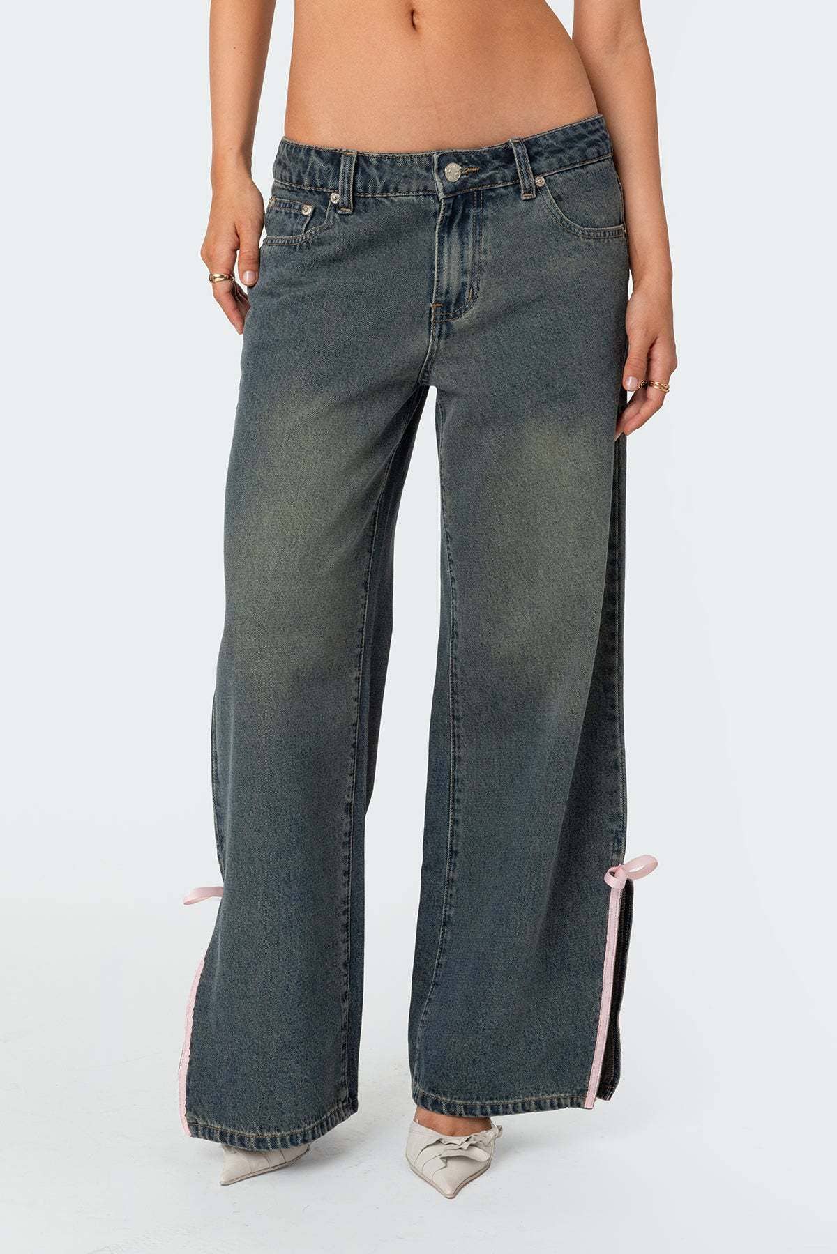 CROPPED MID-WAIST STRAIGHT BOW SIDE SLIT JEANS