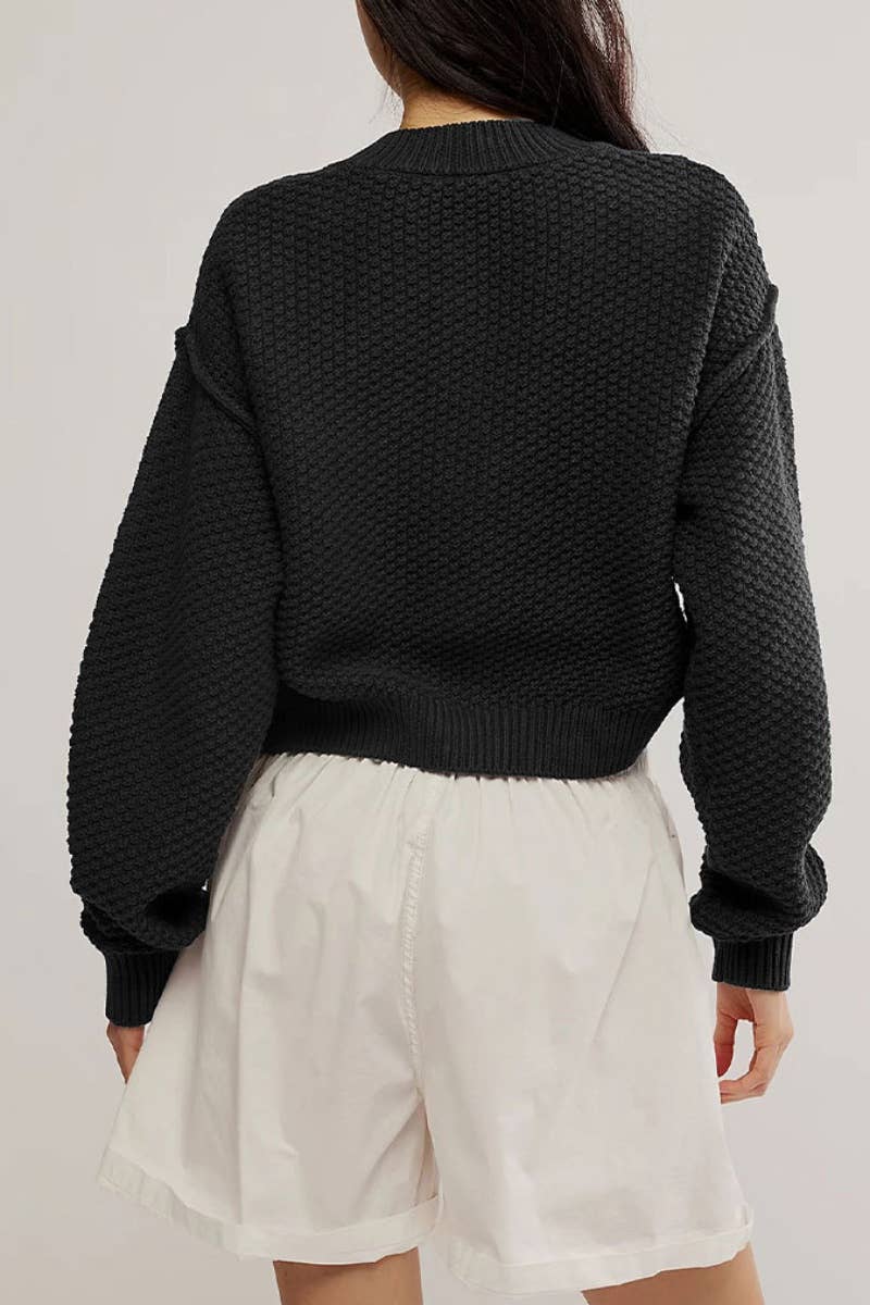 CWOCAL1828_CREW-NECK LONG SLEEVED CROP SWEATER CARDIGAN