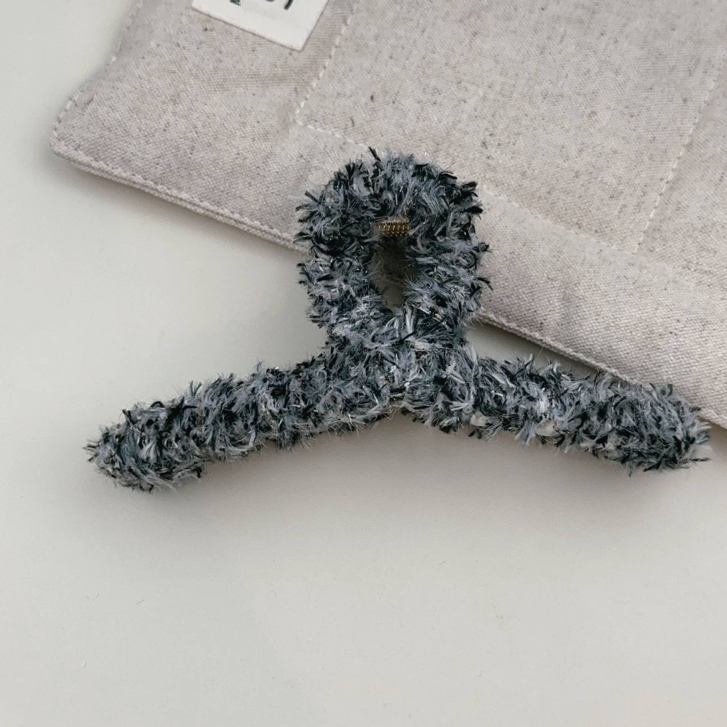 PATCHWORK FABRIC GRAB JACKET RACK LARGE