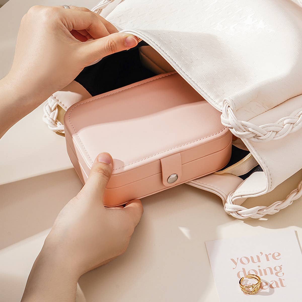 PORTABLE NECKLACE RING EARRING STORAGE BOX_CWMM1677