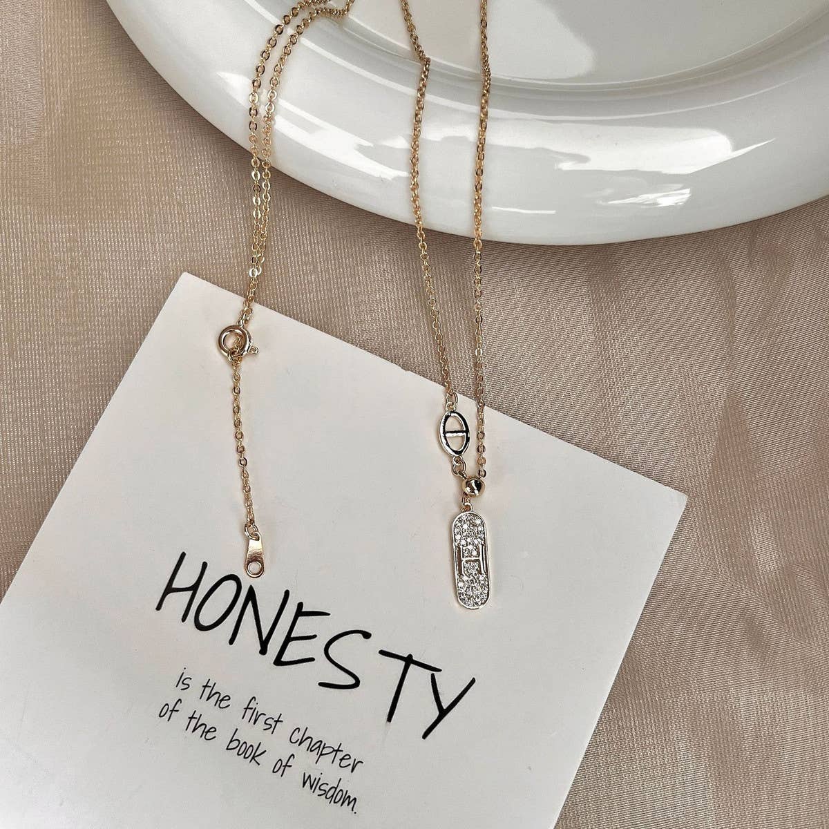 2024 SPRING AND SUMMER LONG GEOMETRIC NECKLACE_CWAJE1277