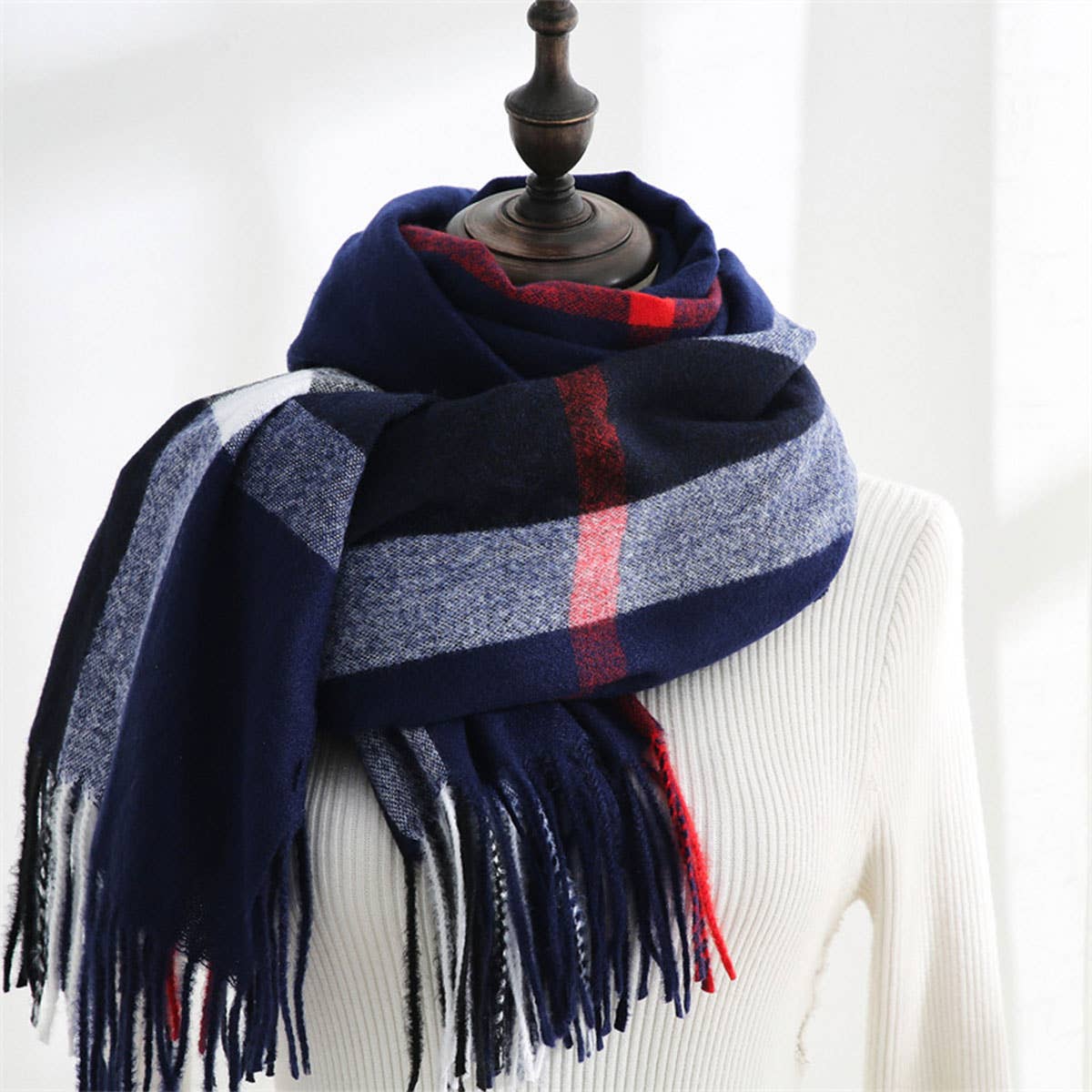 Sweet Stripe Winter Scarf ? Soft Mid-Length Wrap