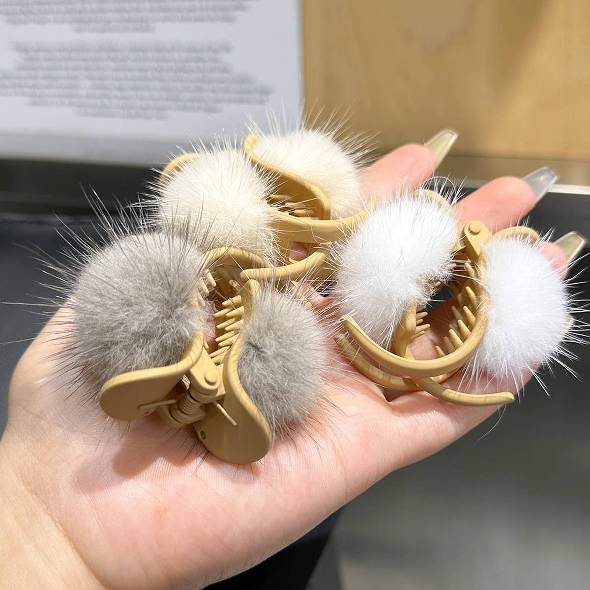 Mink Fur Ball Hair Claw - Cute Winter Fluffy Clip