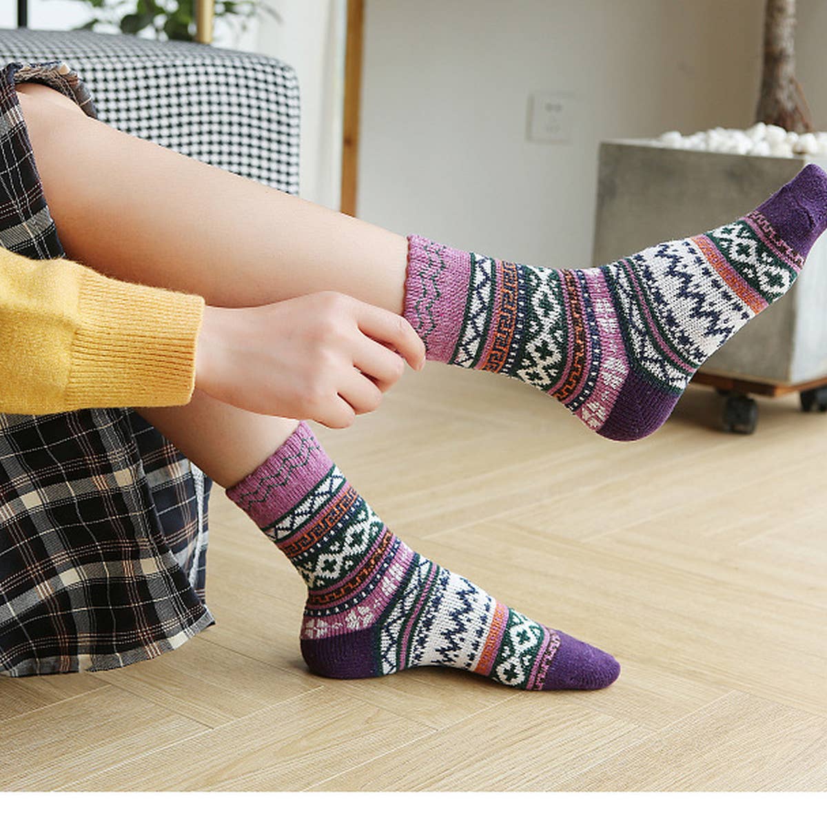 5 PCS WINTER THICKENED WARM WOOL SOCKS_CWMS0678