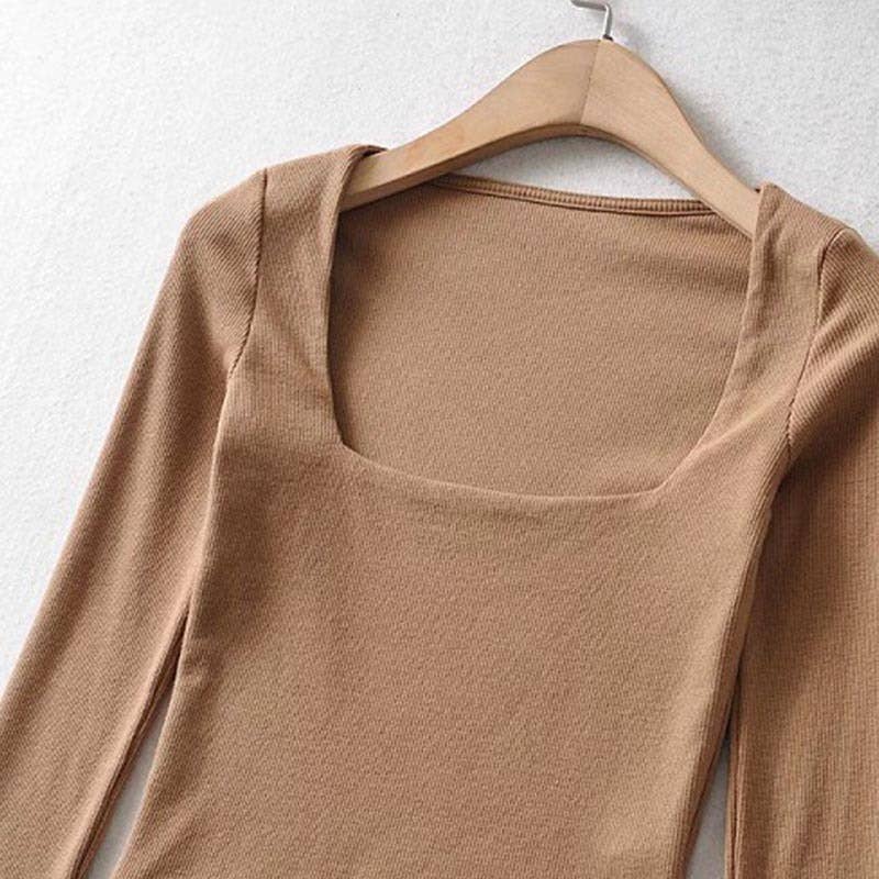 Square-neck solid-color long-sleeved T-shirt