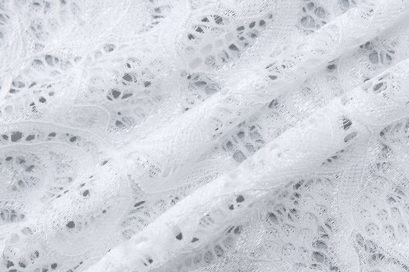 Sexy Deep V Lace Trim Slim Fit Crop Top