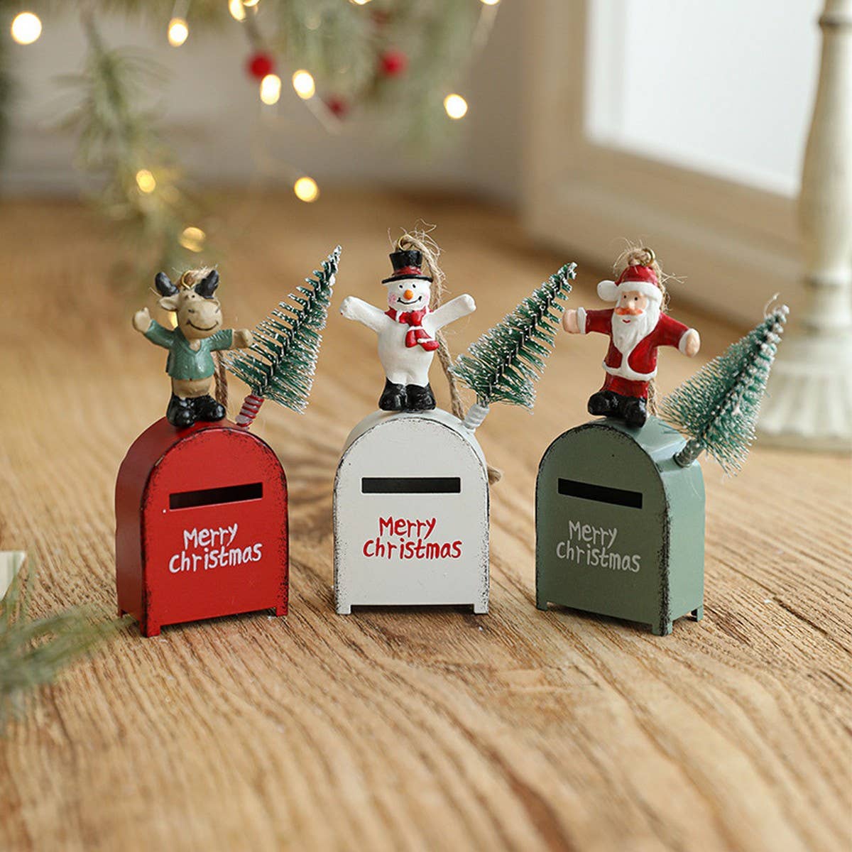 Iron Painted Mailbox Vintage Christmas Hanging