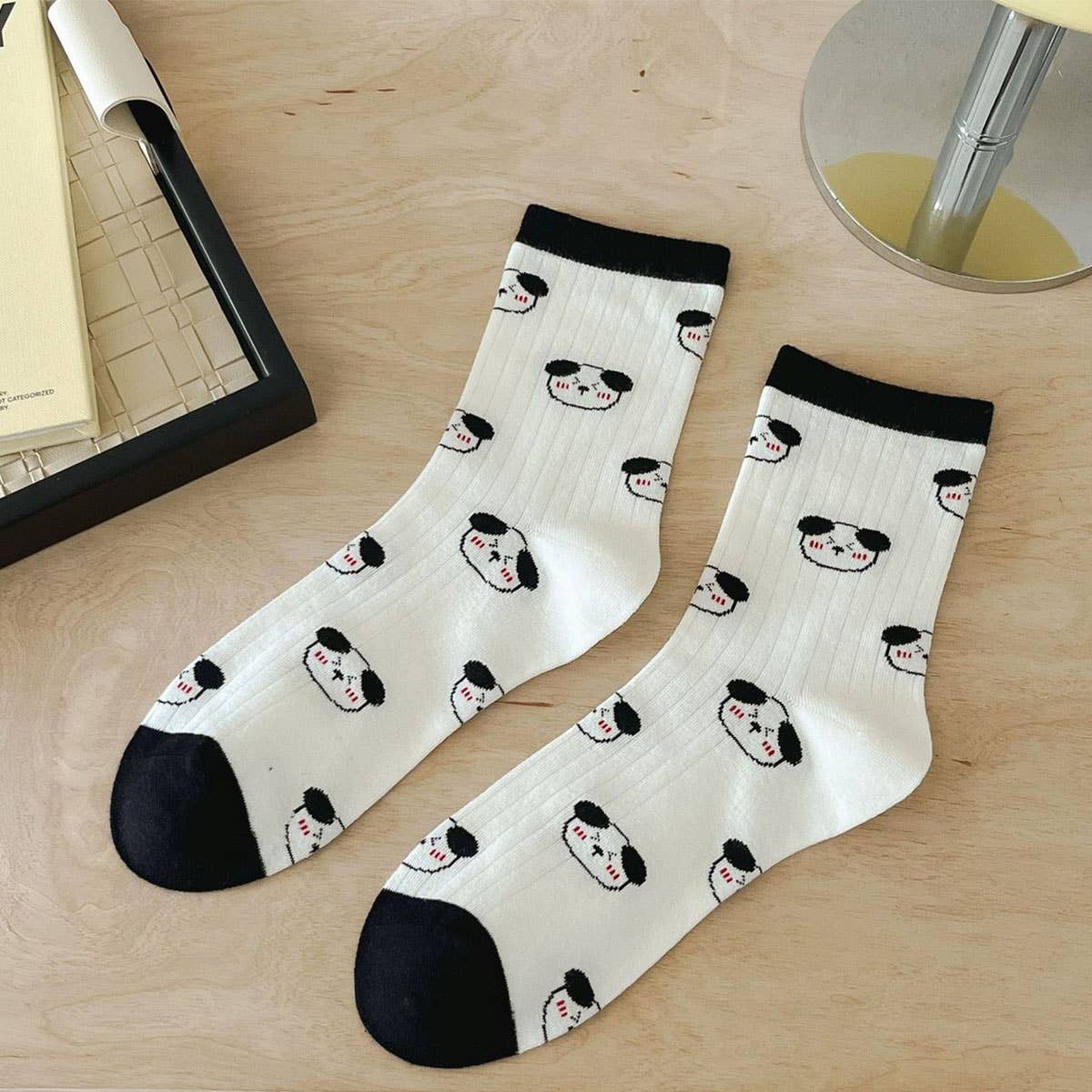 WOMEN'S BONELESS POLKA DOT STRIPED MID-CALF SOCKS