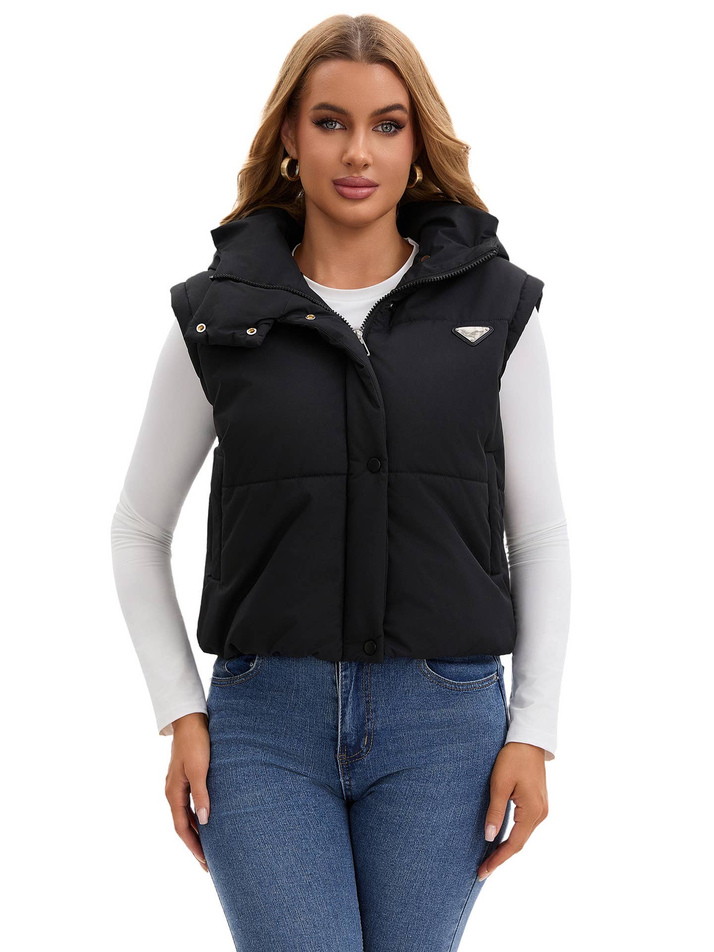 Short and thick breaded cotton-padded jacket
