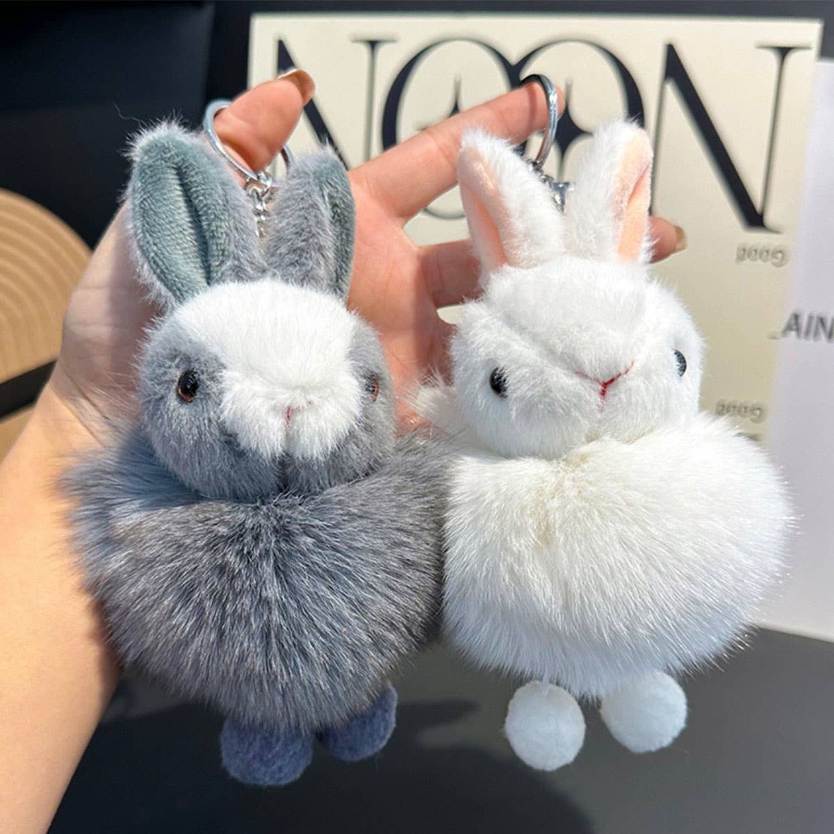 CUTE BUNNY CAR KEYCHAIN PENDANT ACCESSORIES