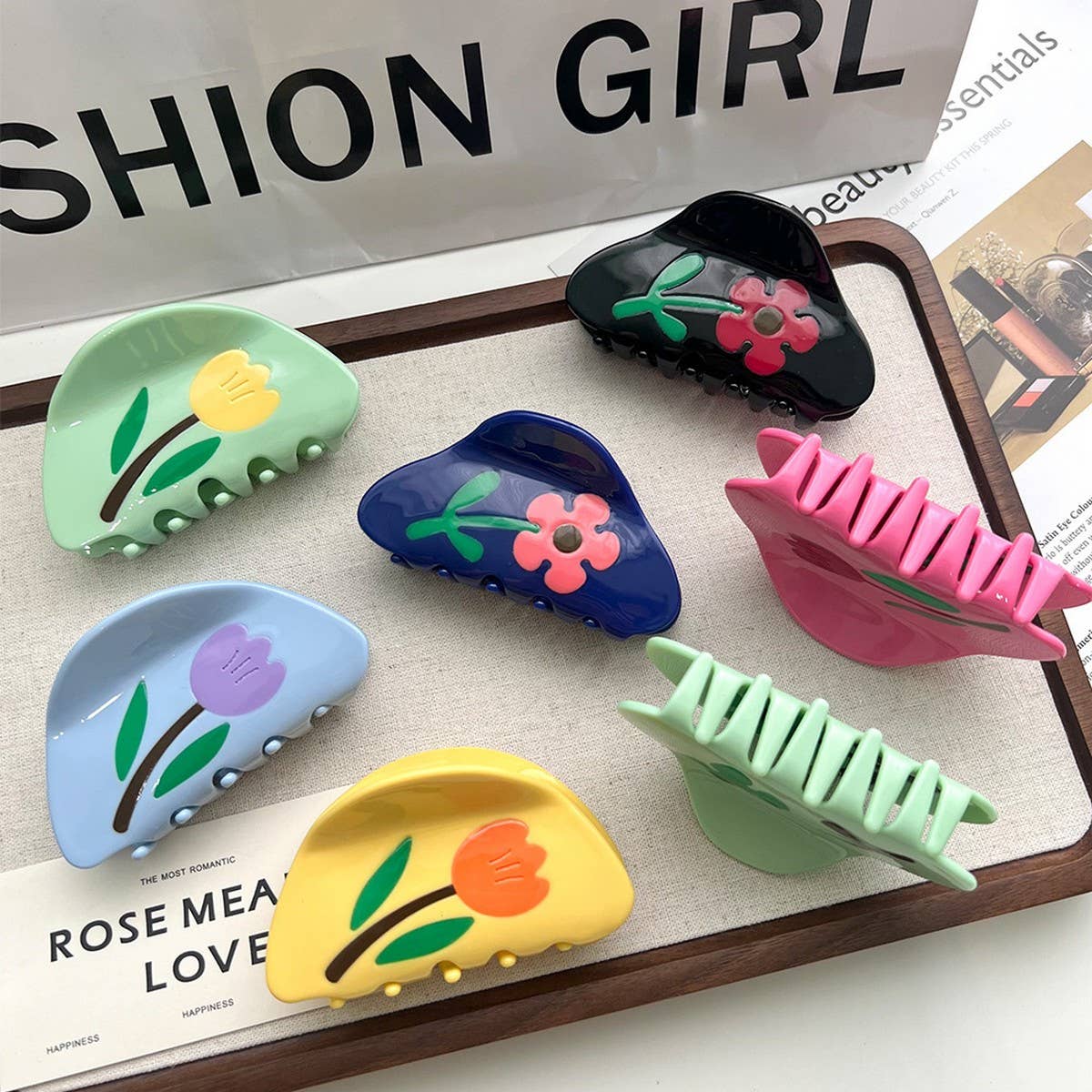 Colorblock Tulip Hair Claw,  Floral Acetate Clip