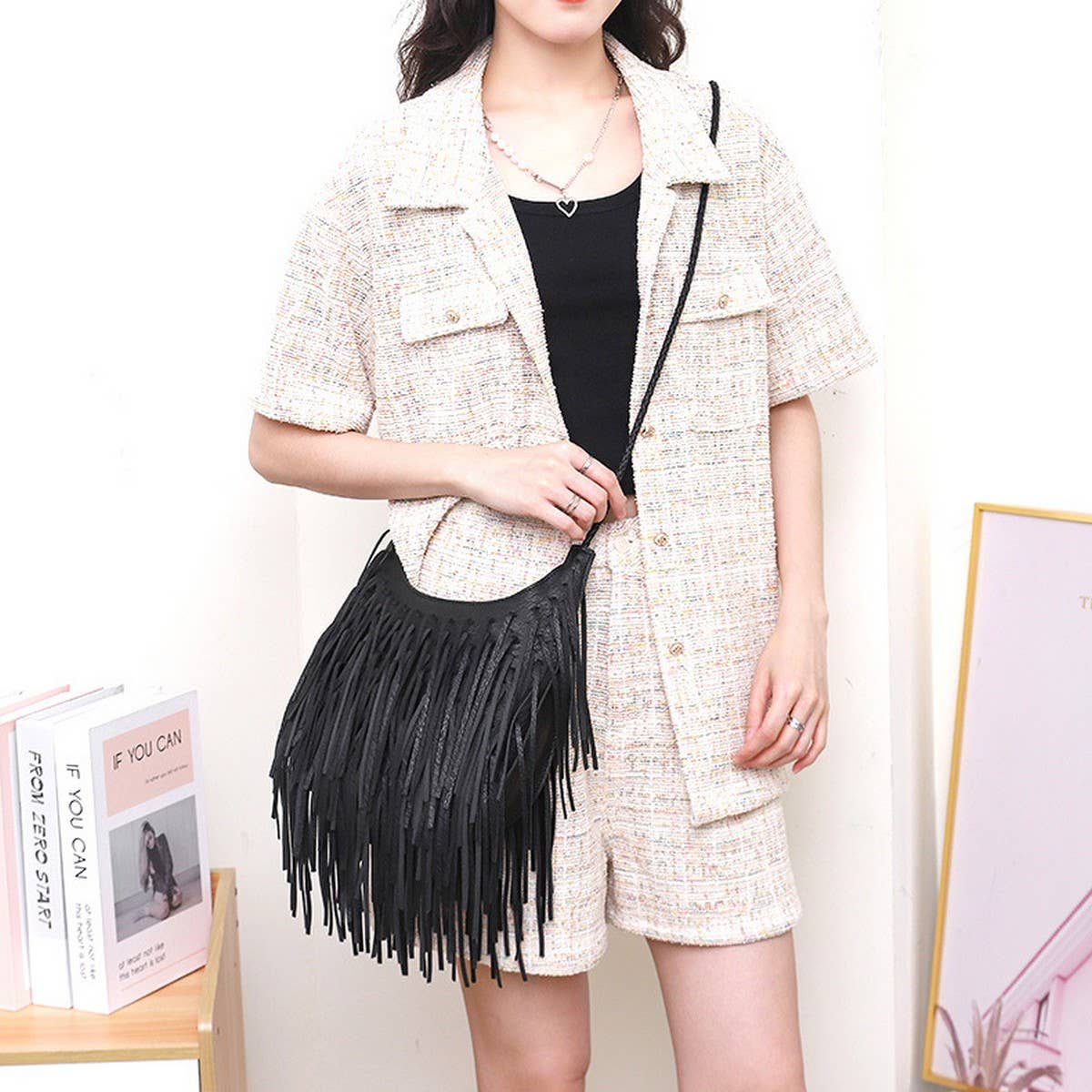 CWAB4542_SOFT LEATHER TASSEL SHOULDER BAG