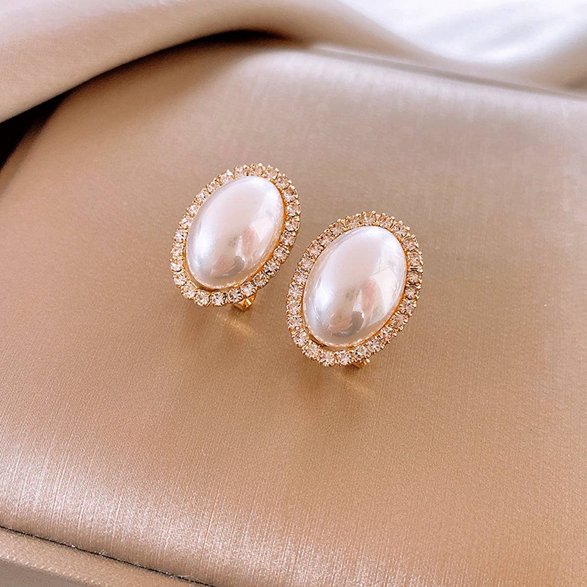 FRENCH RETRO OVAL DIAMOND PEARL EARRINGS