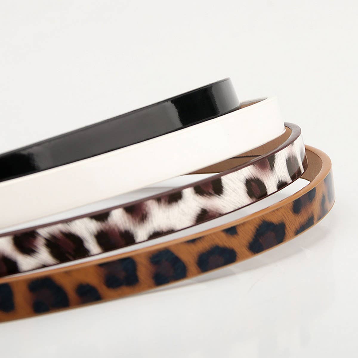 CLASSIC SIMPLE ALLOY BUCKLE LEOPARD THIN BELTS_CWABE0399