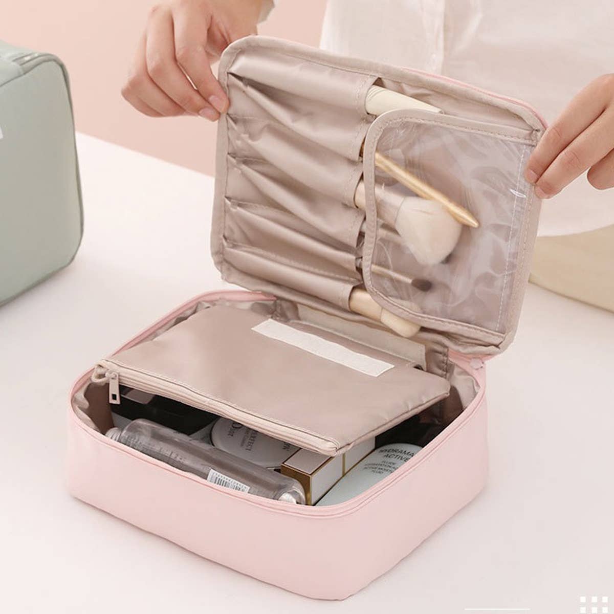 2SET LARGE CAPACITY PORTABLE COSMETIC BAG_CWAB0545