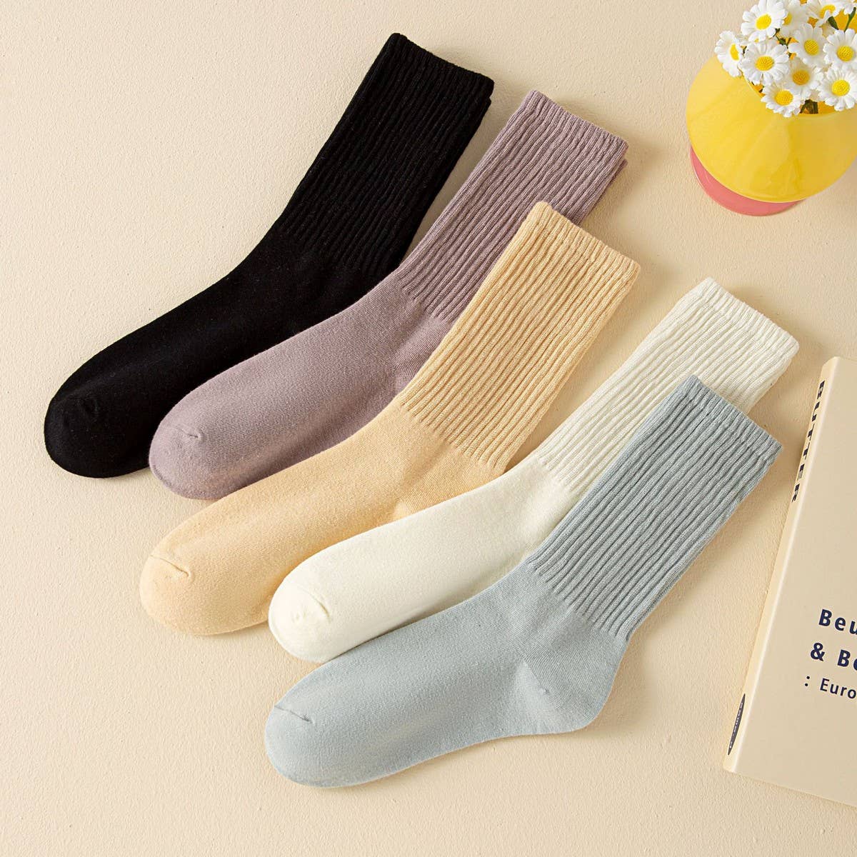 NEW SOLID COLOR CASUAL ALL-MATCH MID-TUBE SOCKS