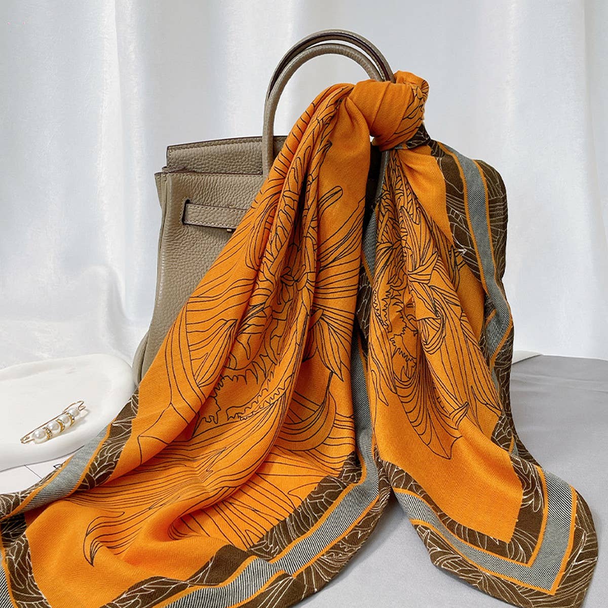 Velvet Wool Scarf with Artistic Print for Fall