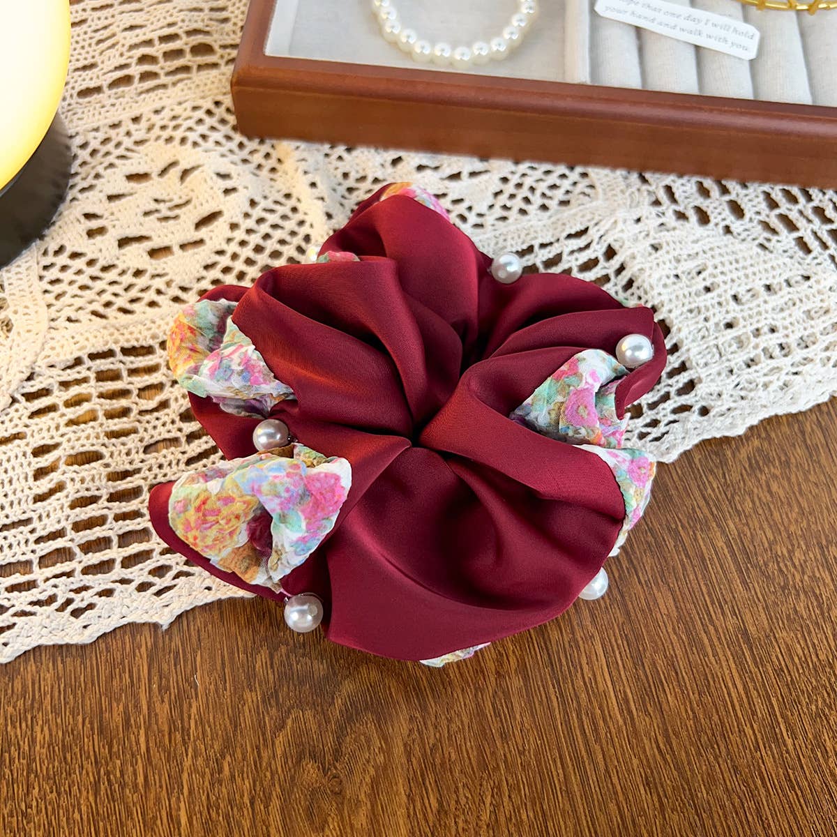 Floral fabric hair band with a unique retro style