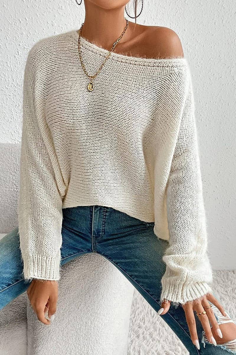 Line-neck pullover bat-sleeve knit sweater