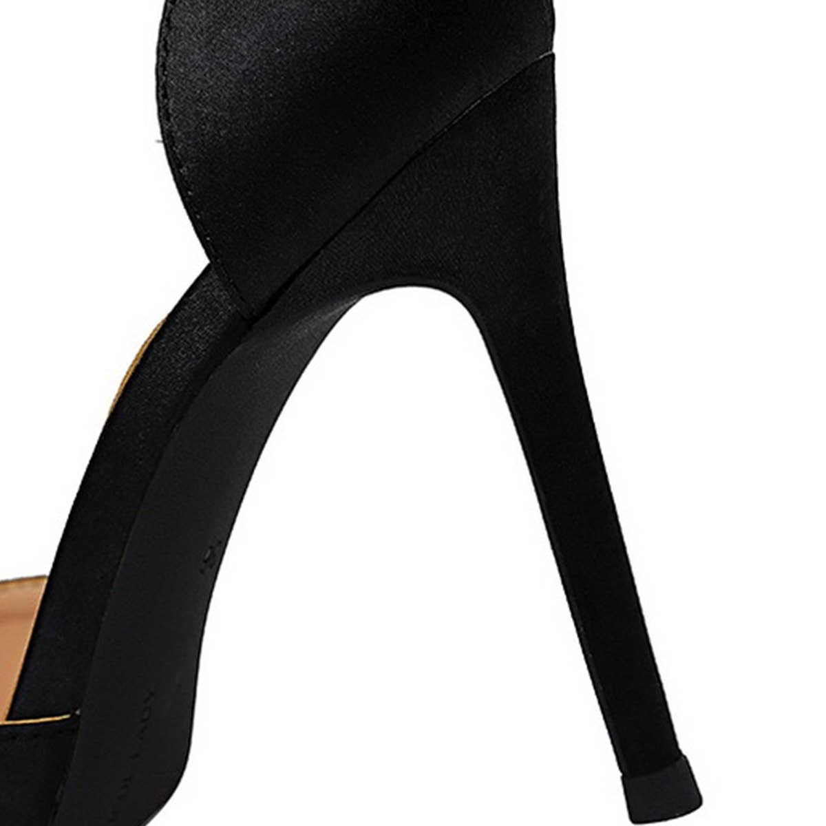 SATIN SHALLOW-MOUTH POINTED HIGH-HEELED SHOES