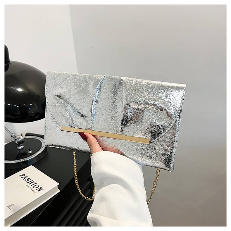 Fashionable pleated chain envelope bag
