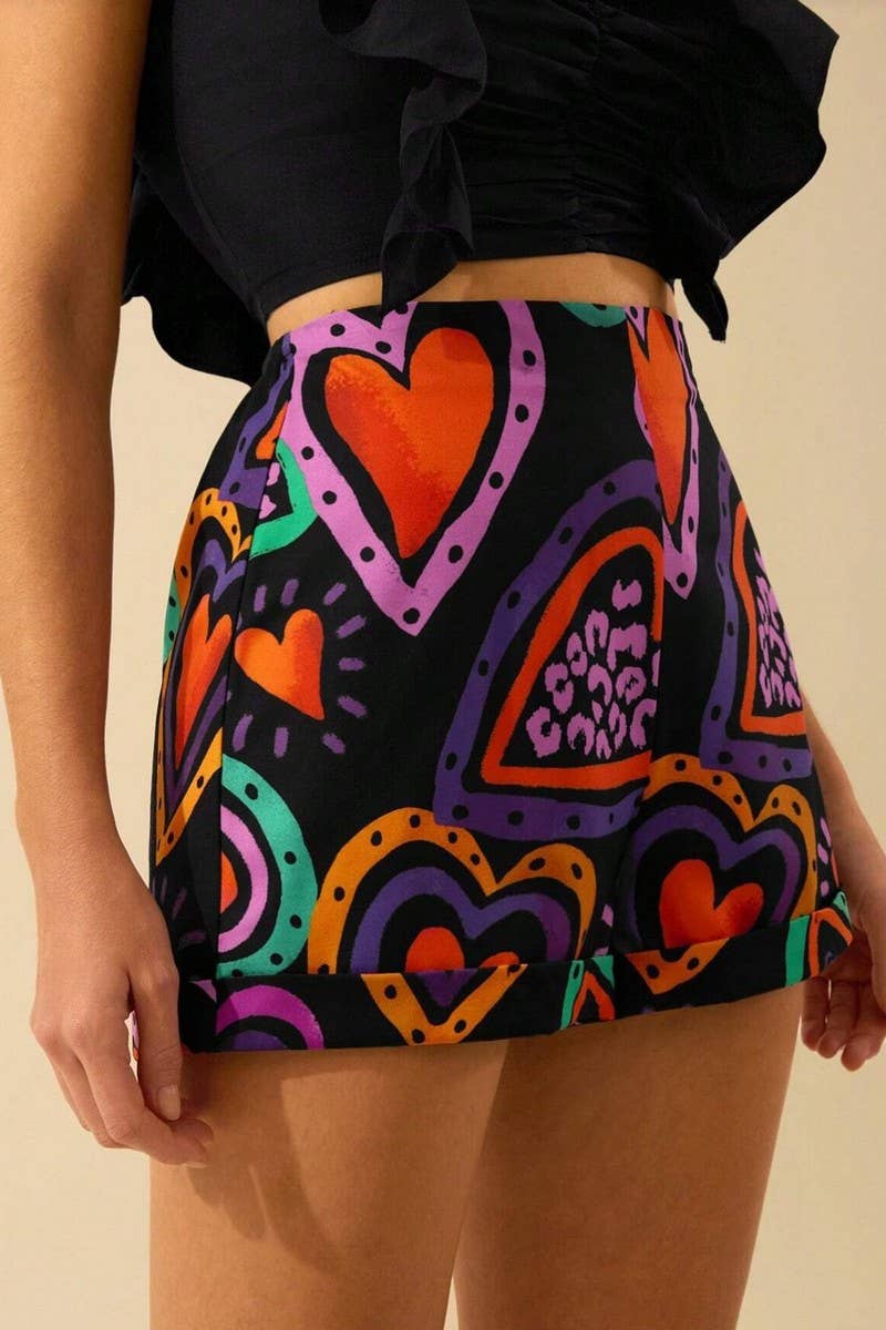 CWBSP00615_HEART PRINT SLIM FIT CASUAL BEACH SHORTS