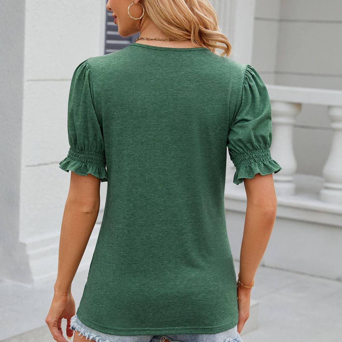 V-neck drawstring pleated loose fitting T-shirt