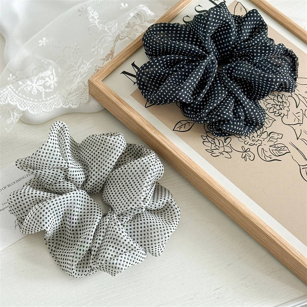 NEW MESH POLKA DOT LARGE INTESTINE HAIR TIE