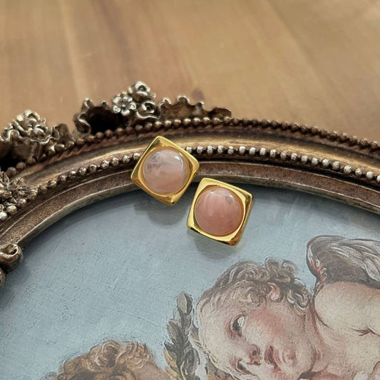 ADVANCED PINK RESIN EARRINGS AND EARRINGS_CWAJE1352