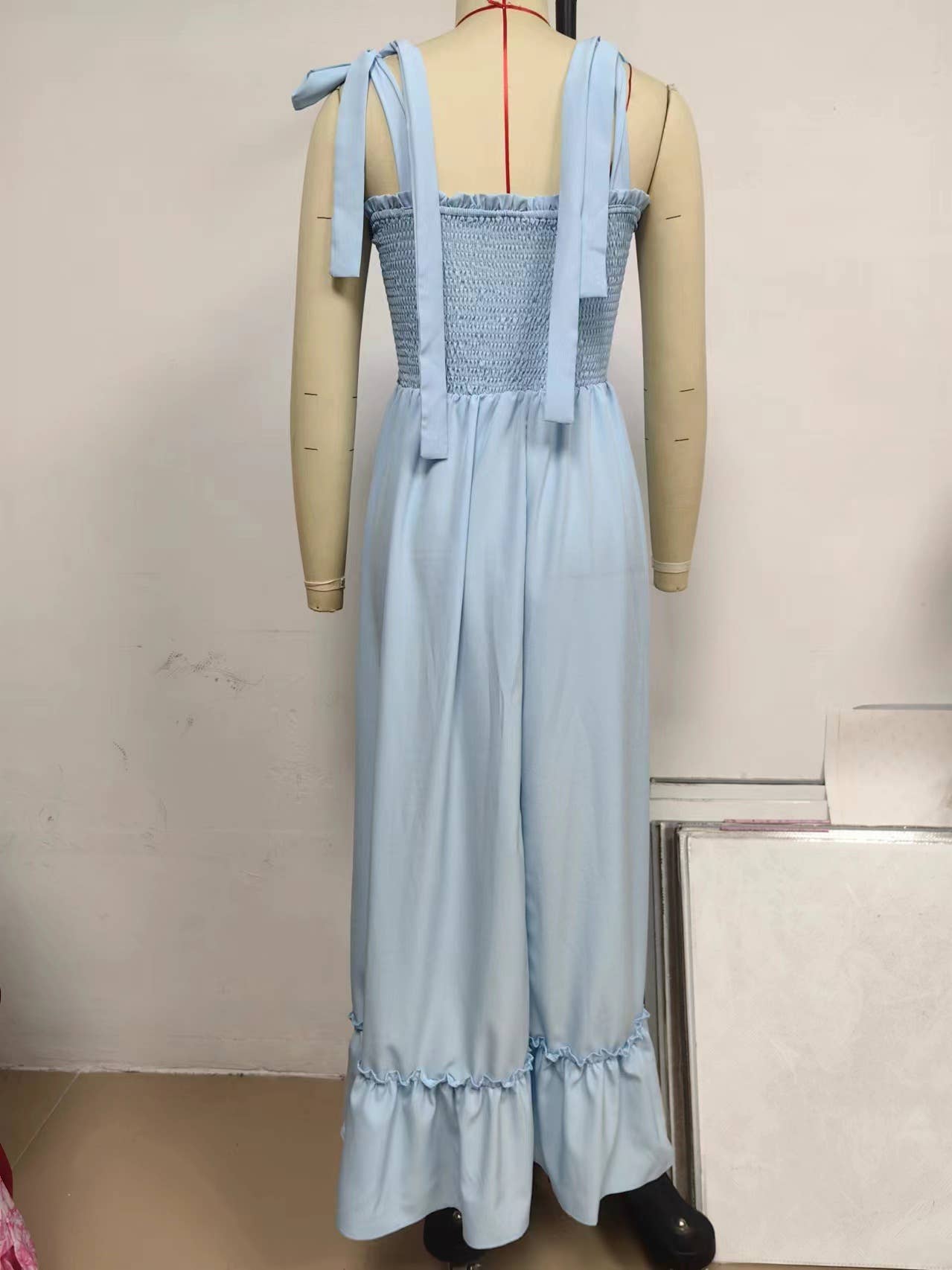 Simple solid-color long halter dress