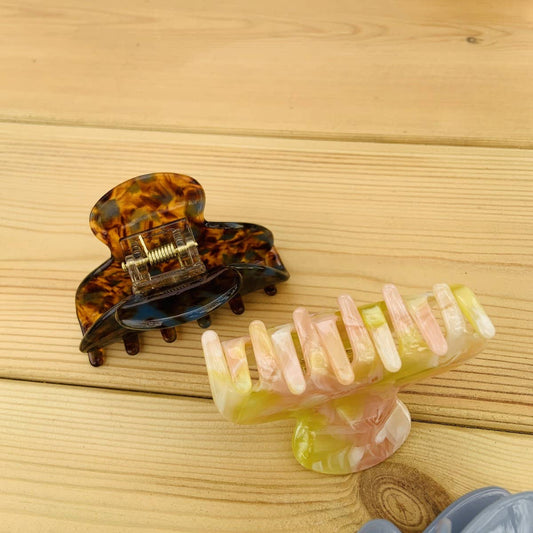 Floral Acetate Yuanbao Hair Claw - Cute Daily Clip