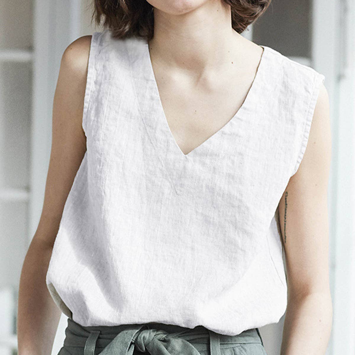 Solid color cotton linen home slimming base top