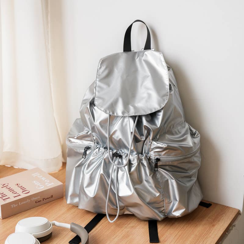 Fashionable pleated large-capacity flip schoolbag