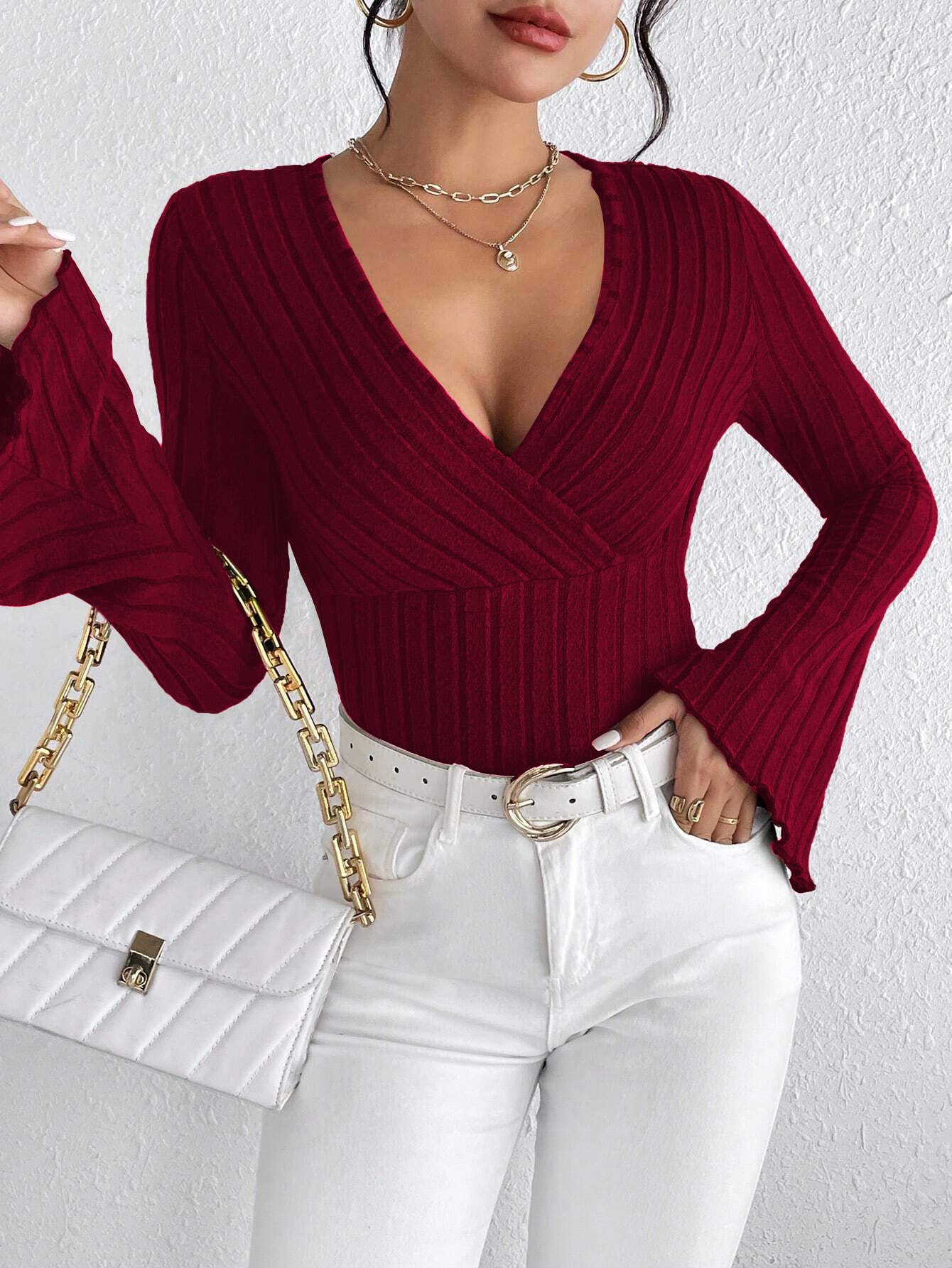 V-NECK TRUMPET SLEEVE SOLID COLOR PIT STRIPE BASE