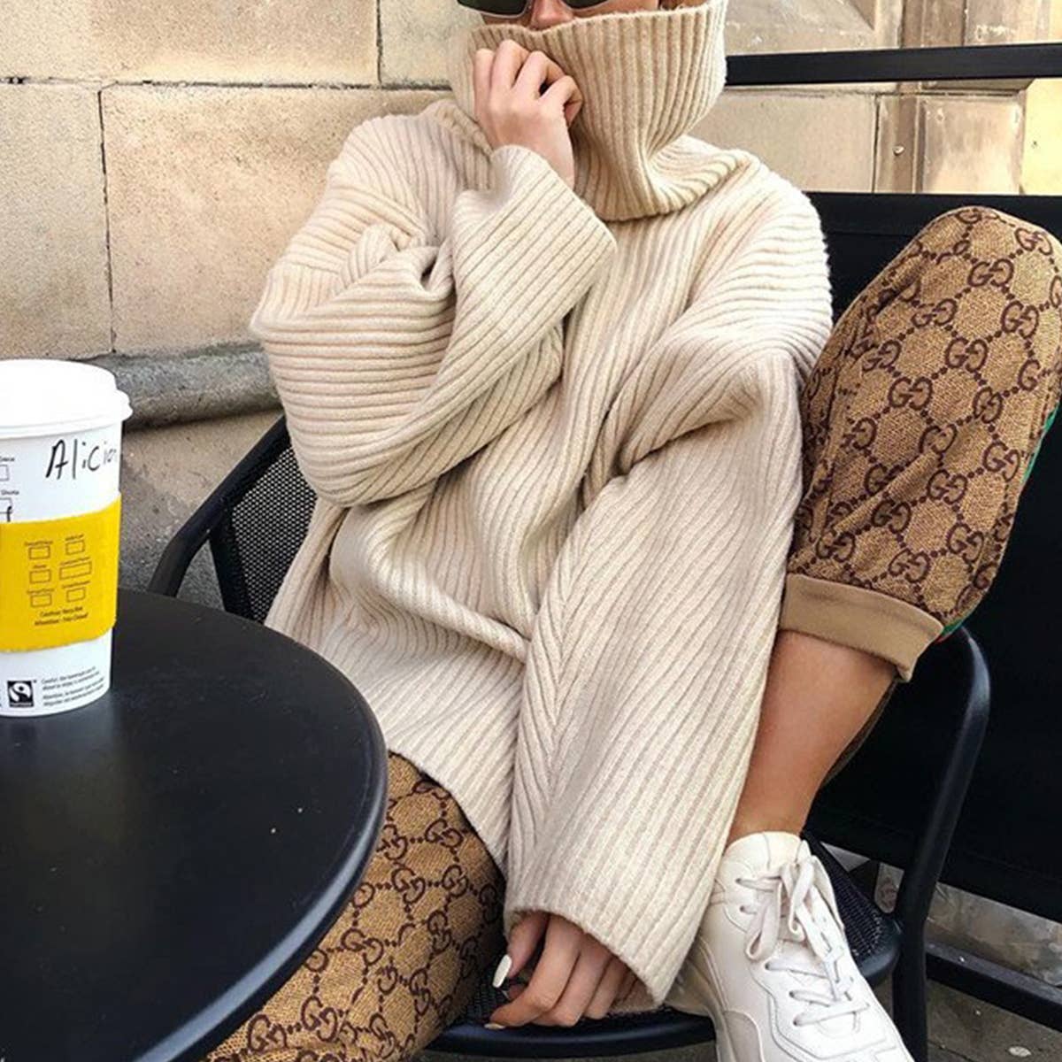 Solid-color high-neck loose knitted sweater