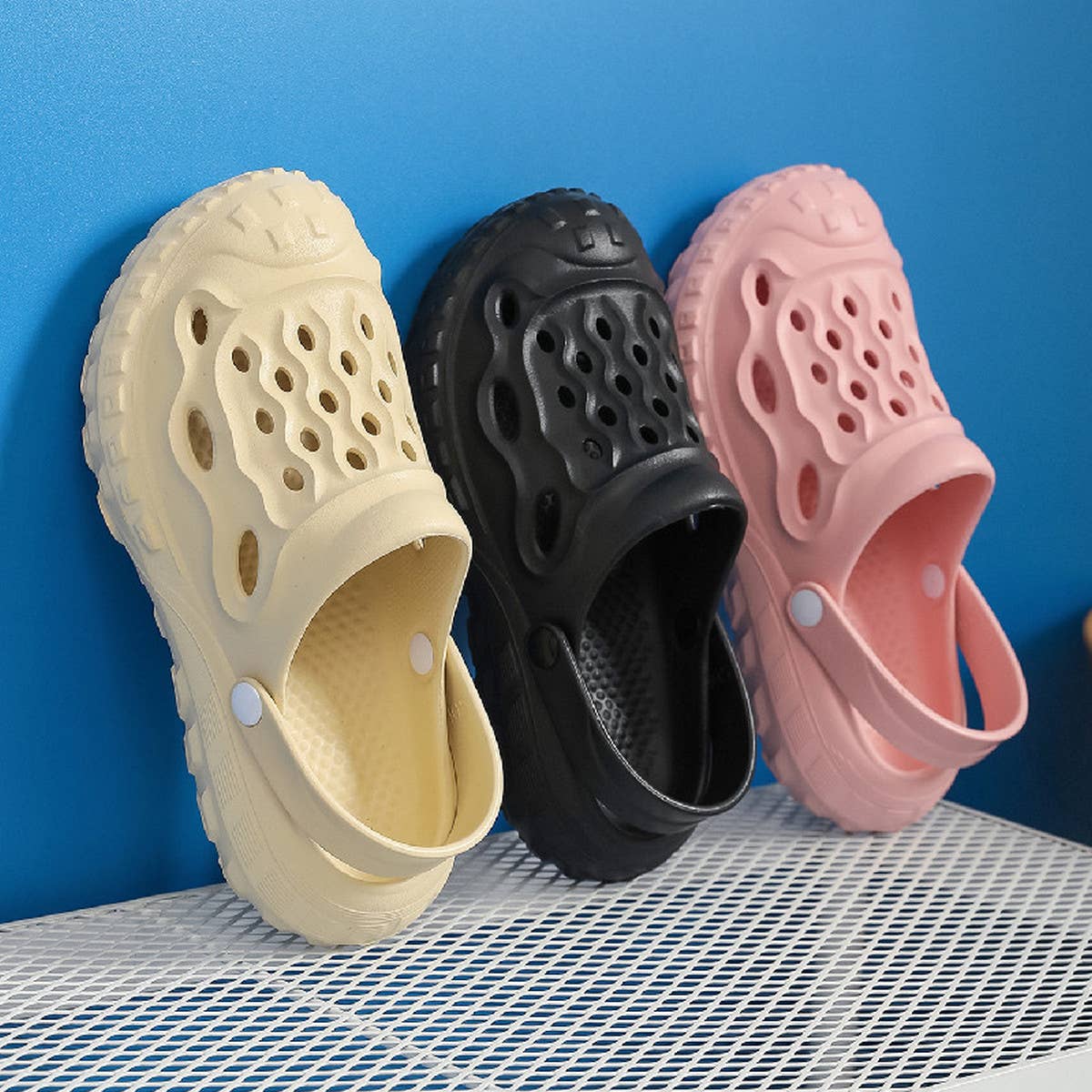 NEW STYLE CLOGS AND SLIPPERS FOR HOME USE_CWSHS0642