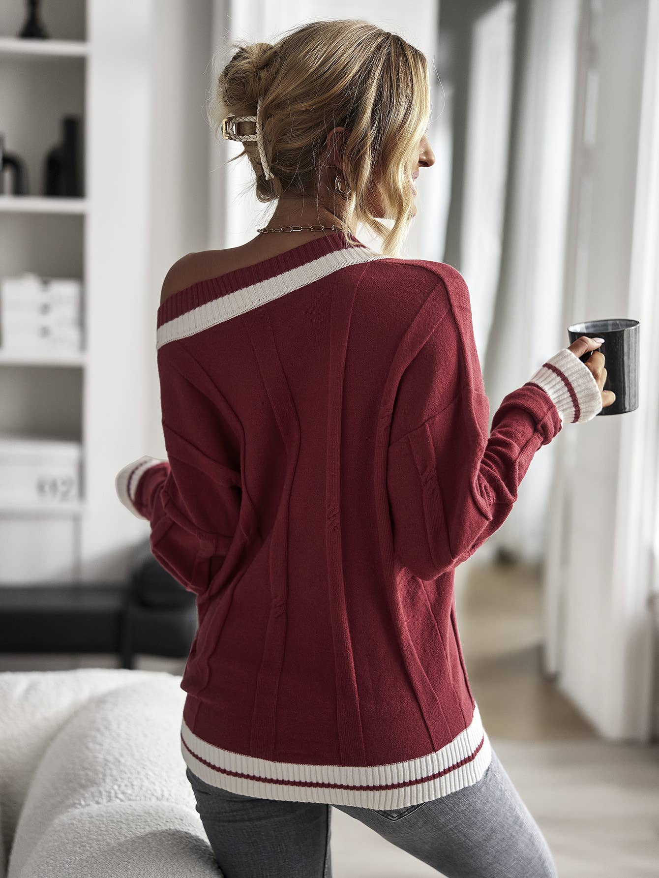 V-NECK COLOR CONTRAST PATCHWORK PULLOVER SWEATER