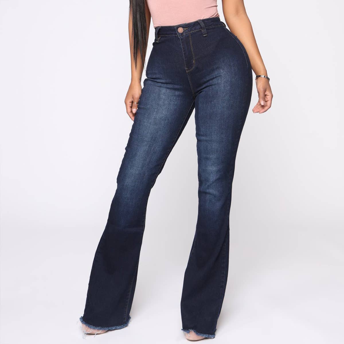 High-waisted, form-fitting, elastic flared pants