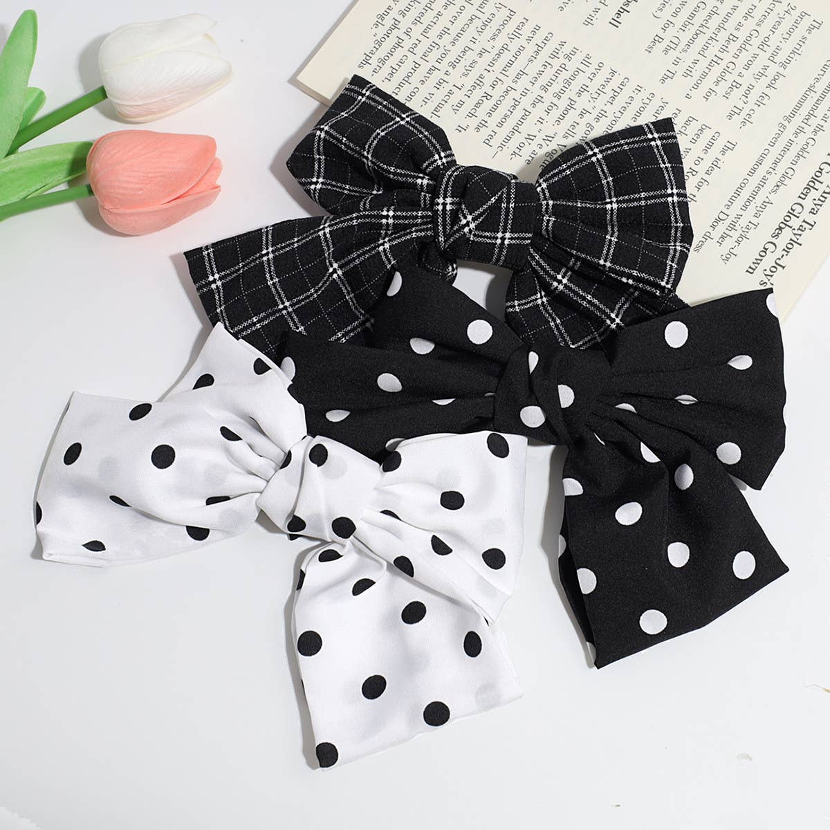 SIMPLE AND ELEGANT FLOWER DOT BOW CLIP