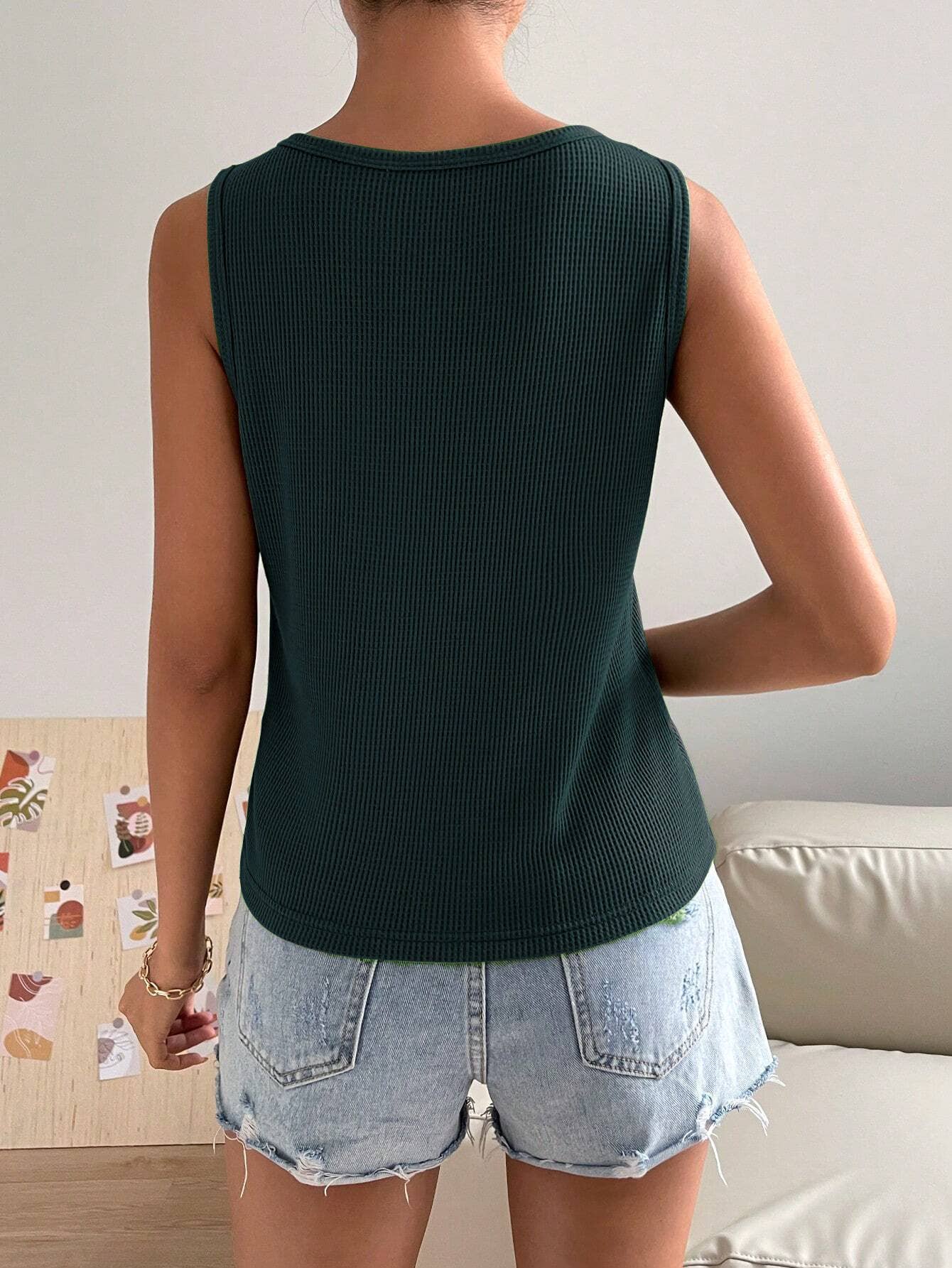 U-NECK SLEEVELESS WAFFLE HOUSE VEST