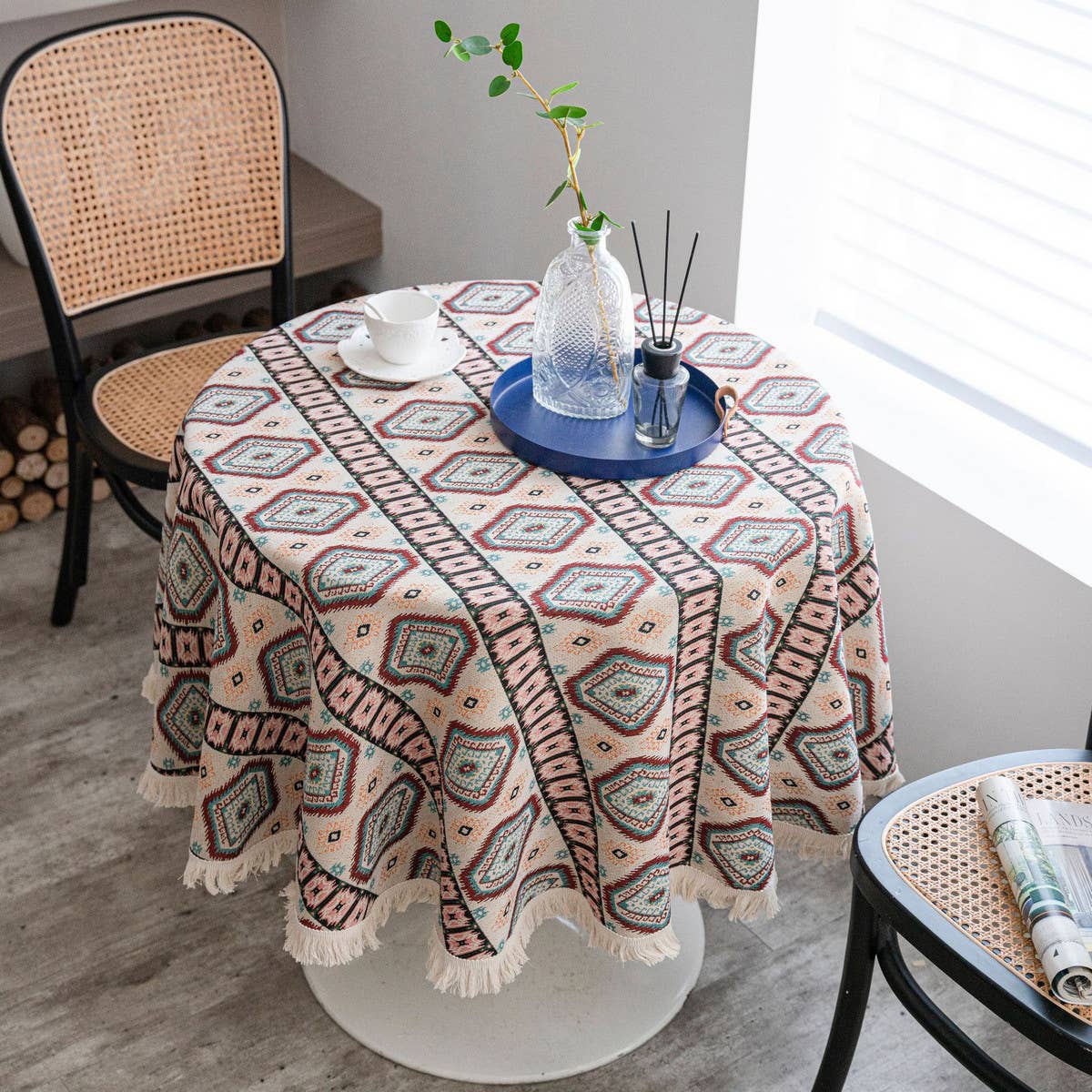 ROUND JACQUARD SUNFLOWER TABLECLOTH