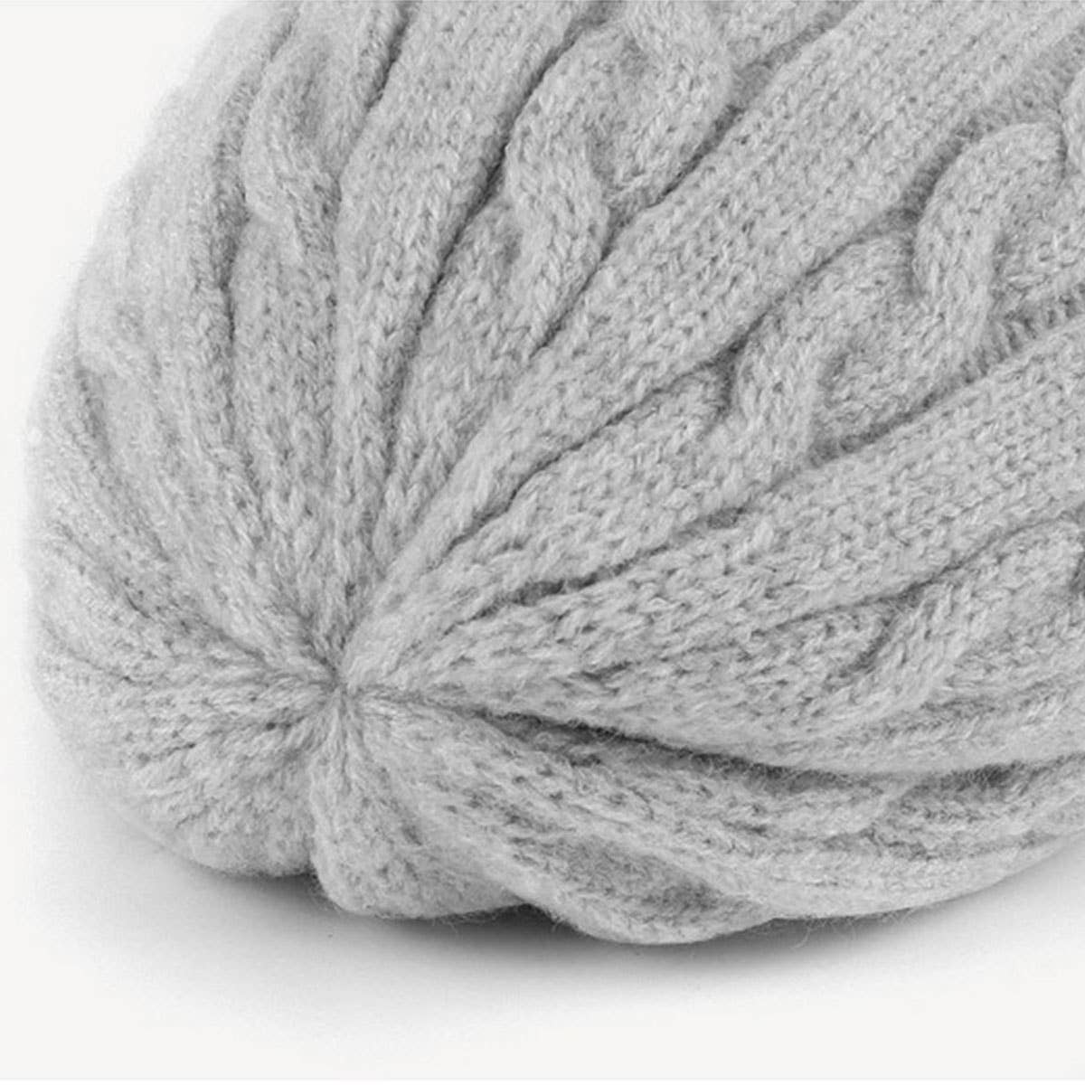 NEW KNITTED HAT, SCARF AND GLOVES THREE-PIECE SET