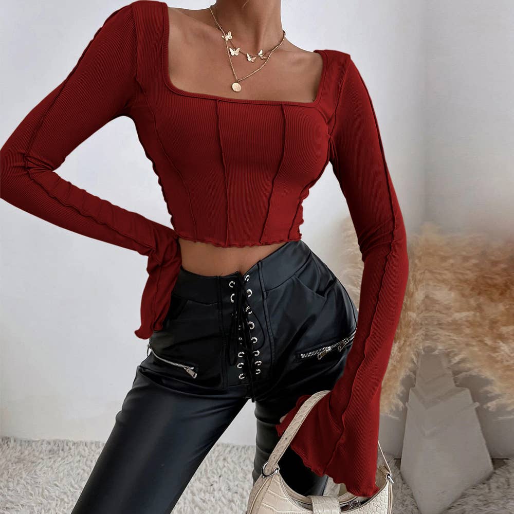 SLIM-FIT SQUARE COLLAR PULLOVER KNITTED TOP