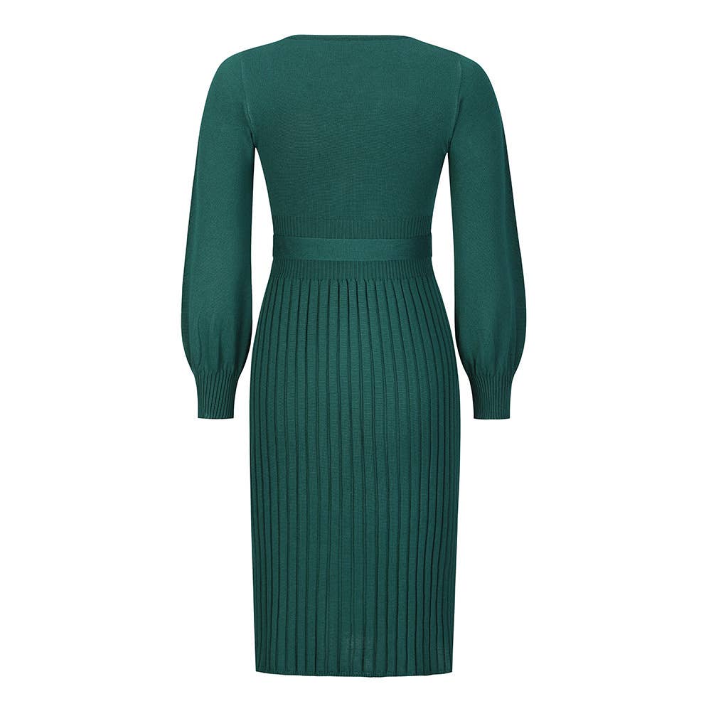 Fitted pleated mid-length knitted dress