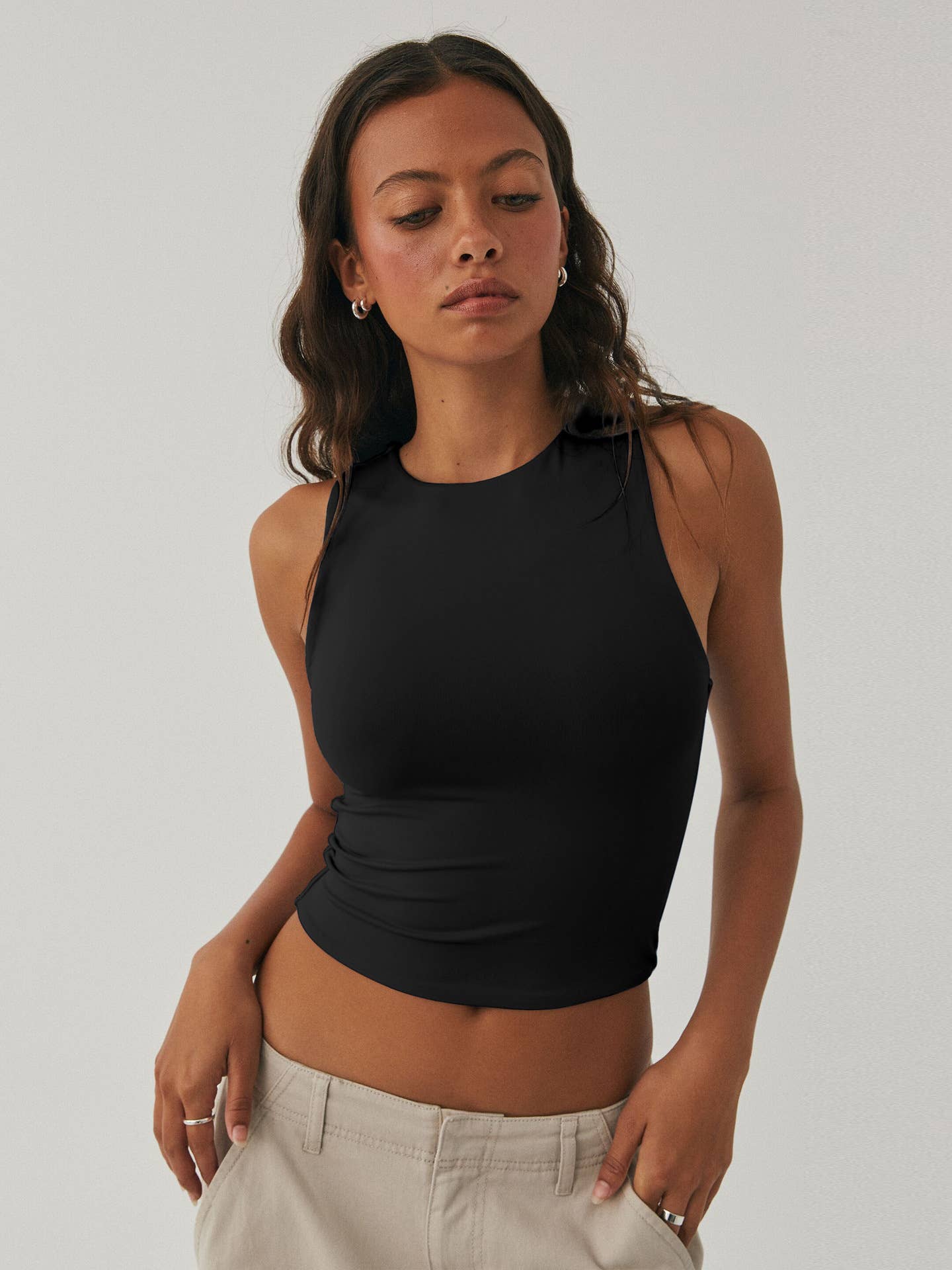 Sexy crop top, sleeveless, tight round-neck Top