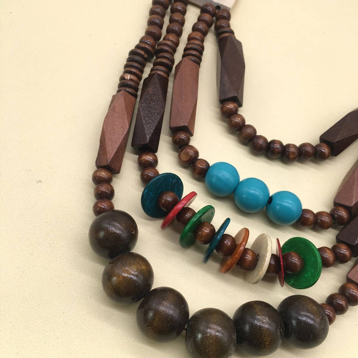 WOODEN BEADS MULTI-LAYER COCONUT SHELL NECKLACE_CWMM4575